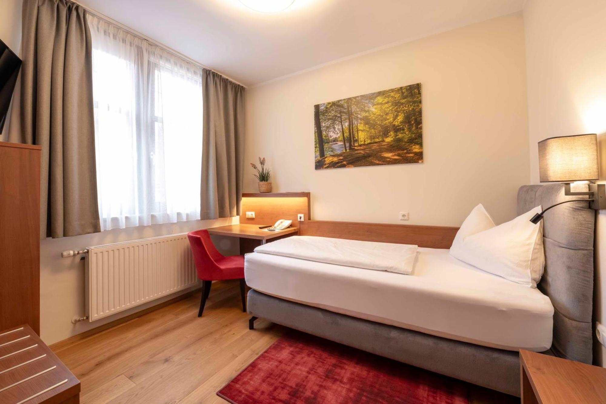 Hotel Mader Steyr Exterior foto