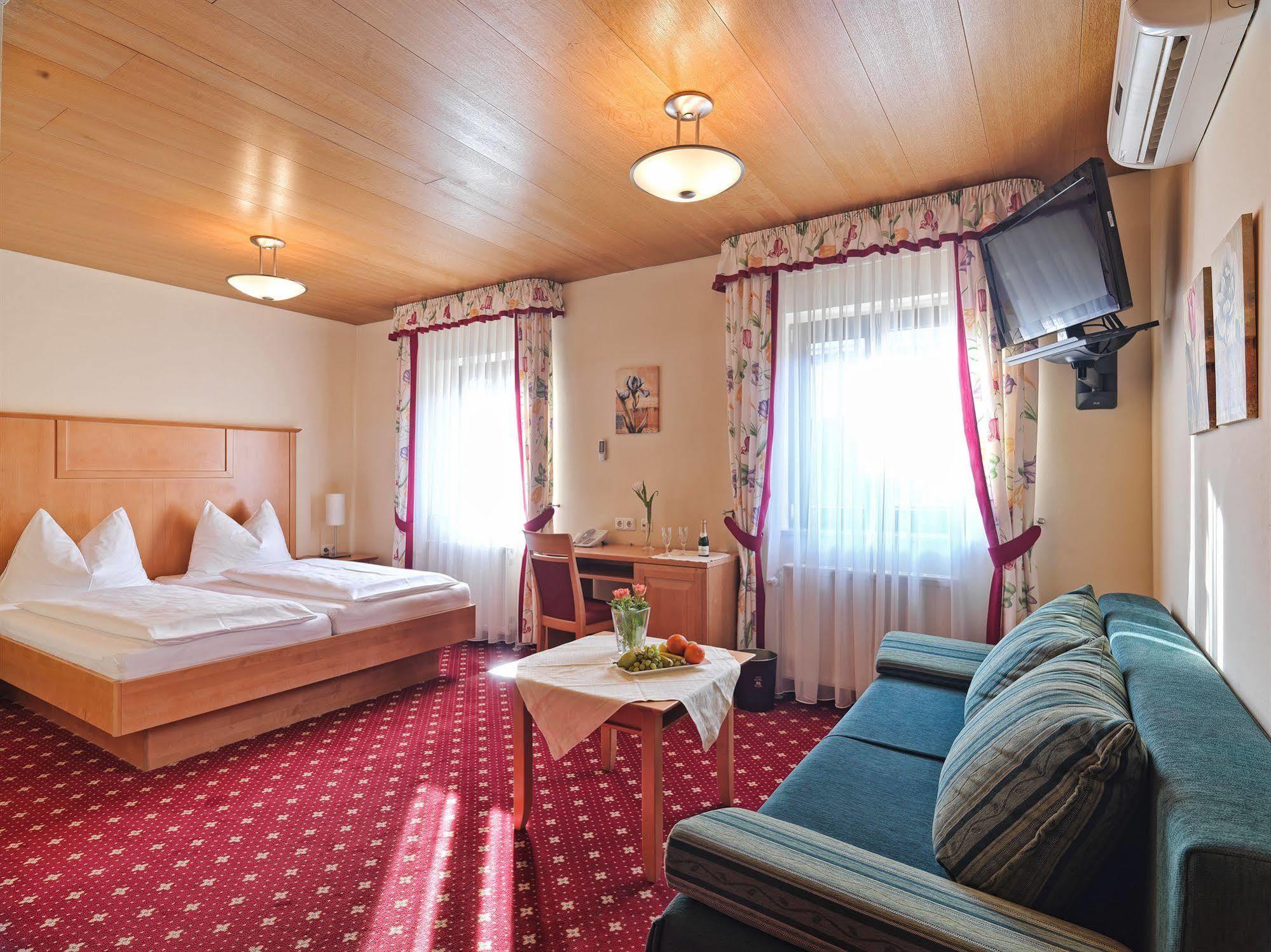 Hotel Mader Steyr Exterior foto